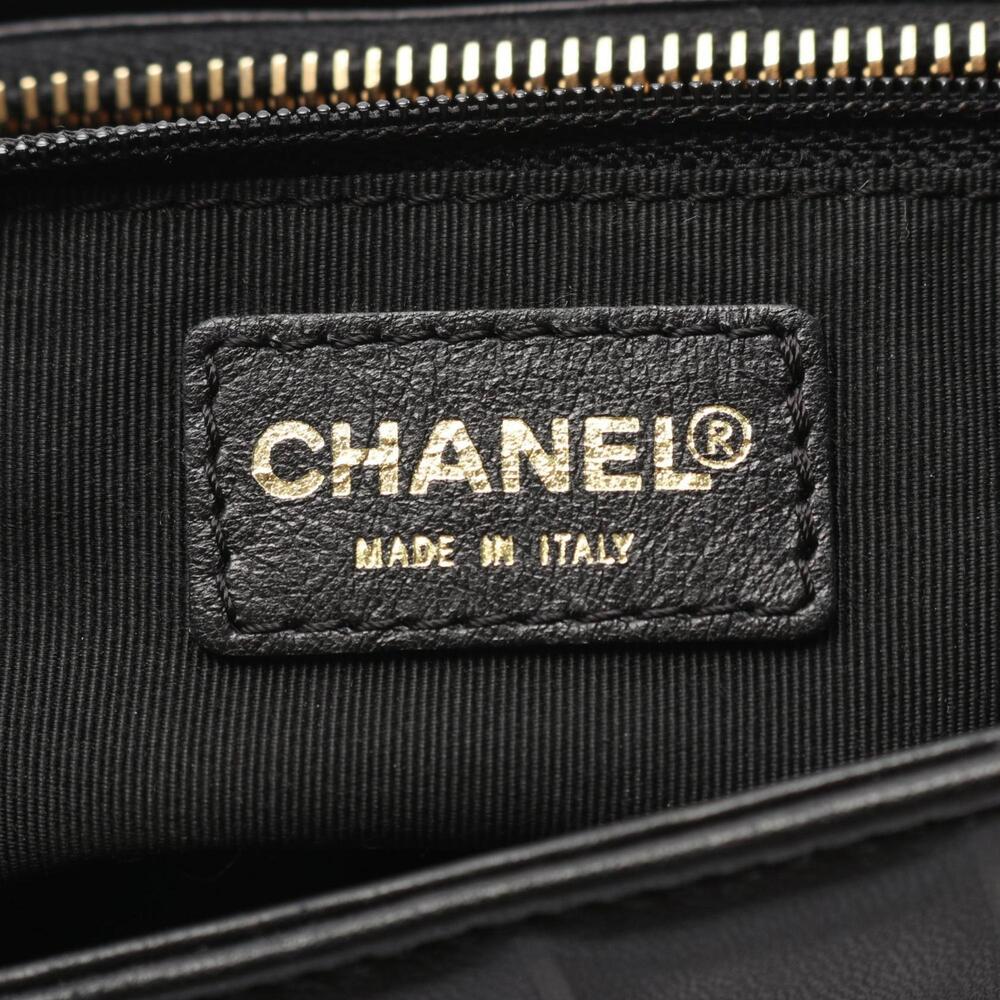 CHANEL Black Lambskin Leather Tote Bag - Picture 4 of 14